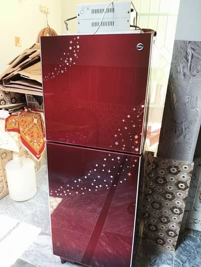 PEL Refrigerator for sale 10/10 with stabiliser and stand