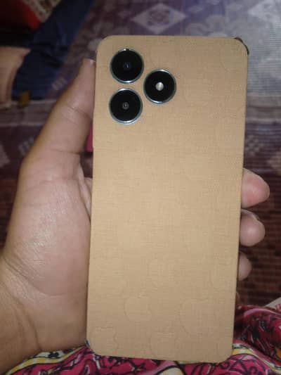 Realme note 50