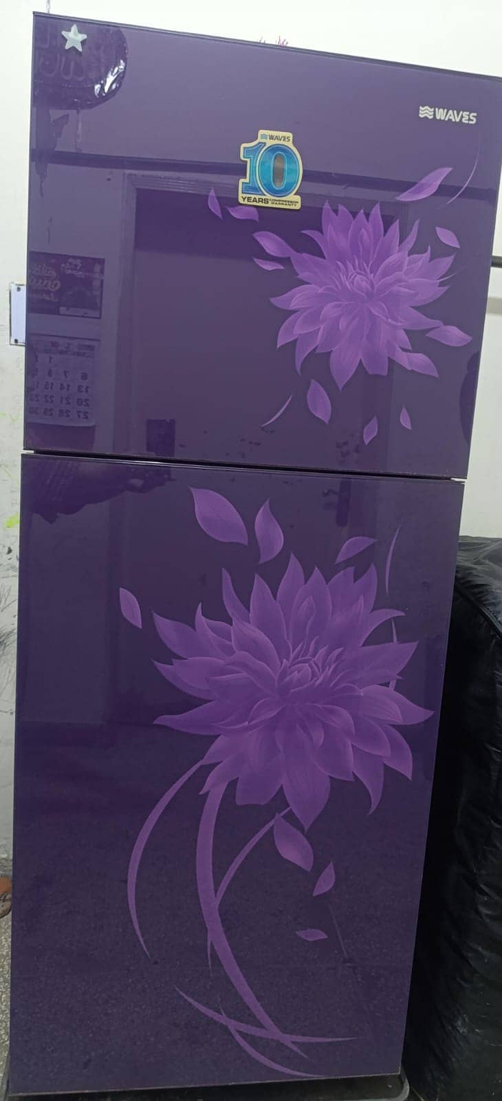 Waves Refrigerator 0