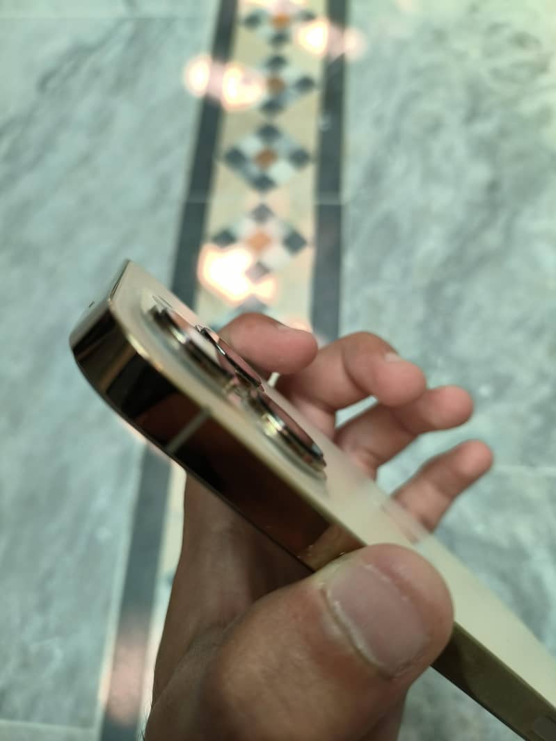 iphone 13 pro max 3