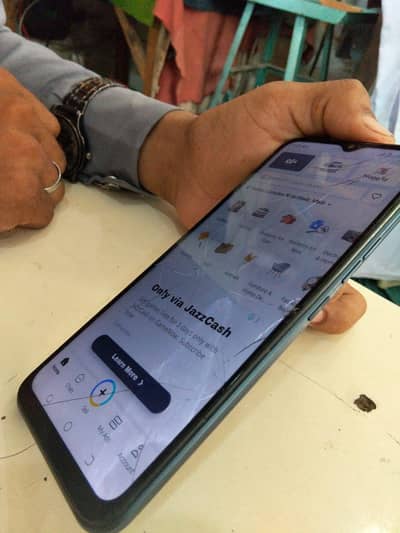 Tacno spark 8C