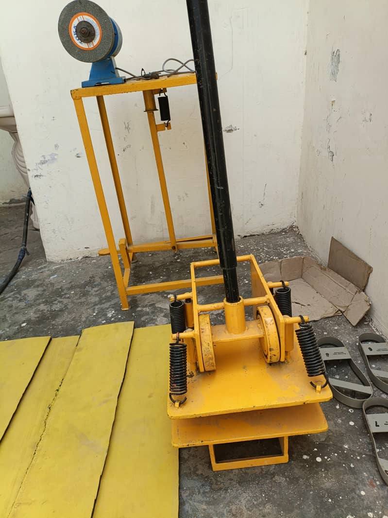 chappal making machine 3
