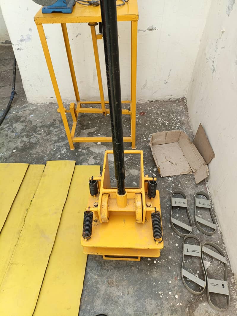 chappal making machine 4