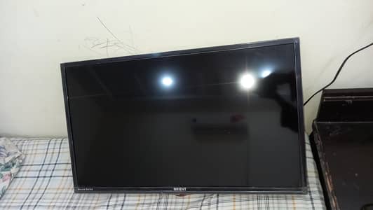 Macaw 32 inches  LED TV