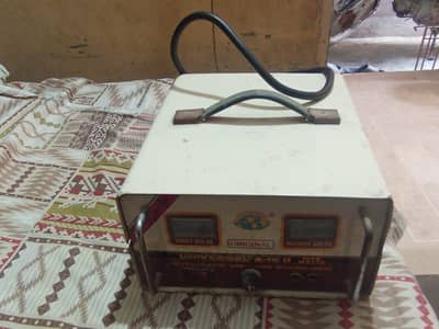 Universal Stabilizer A-16D Watt 1600.