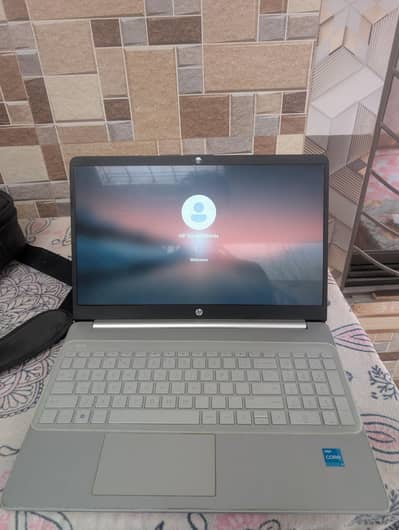 HP 15s, 13 Gen Core i3, Minor Used, Almost New