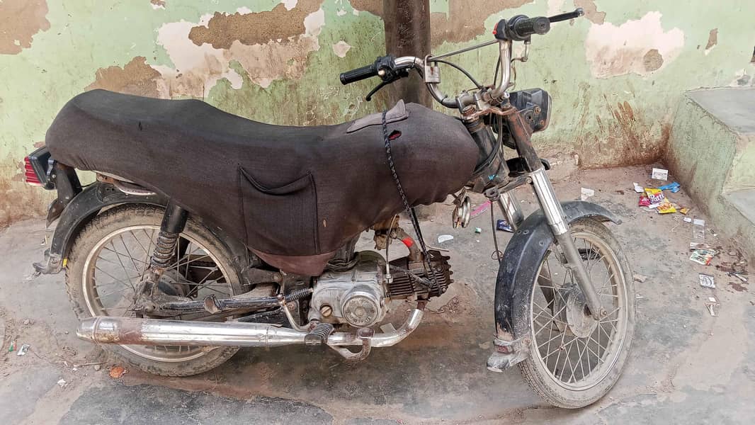 unique 4