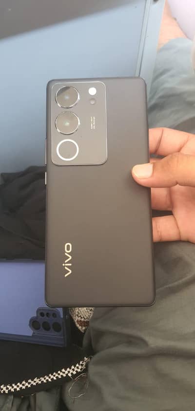 vivo v29 non pta 12+8gb ram. 256 gb rom