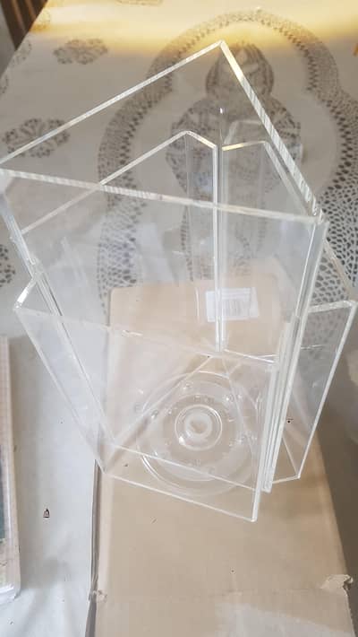 brocher clear display