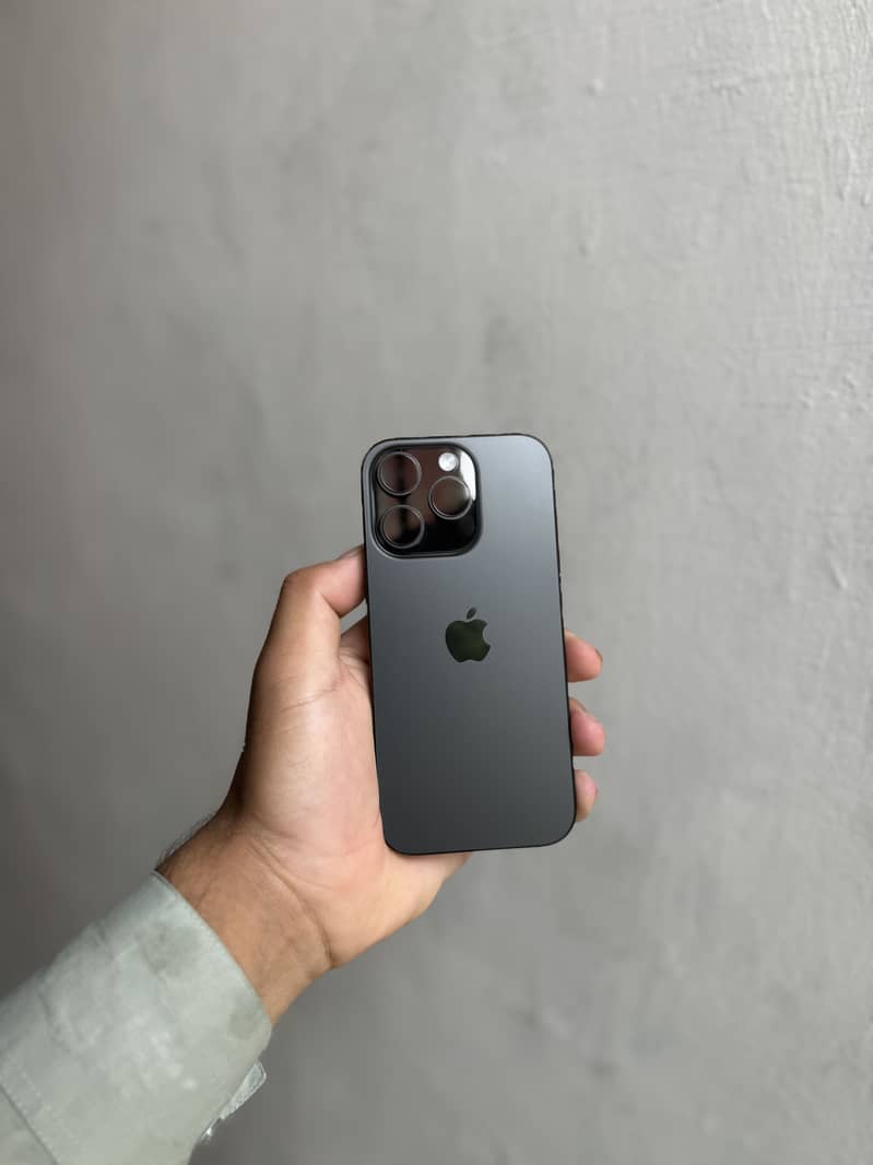 Iphone 16 pro jv 2