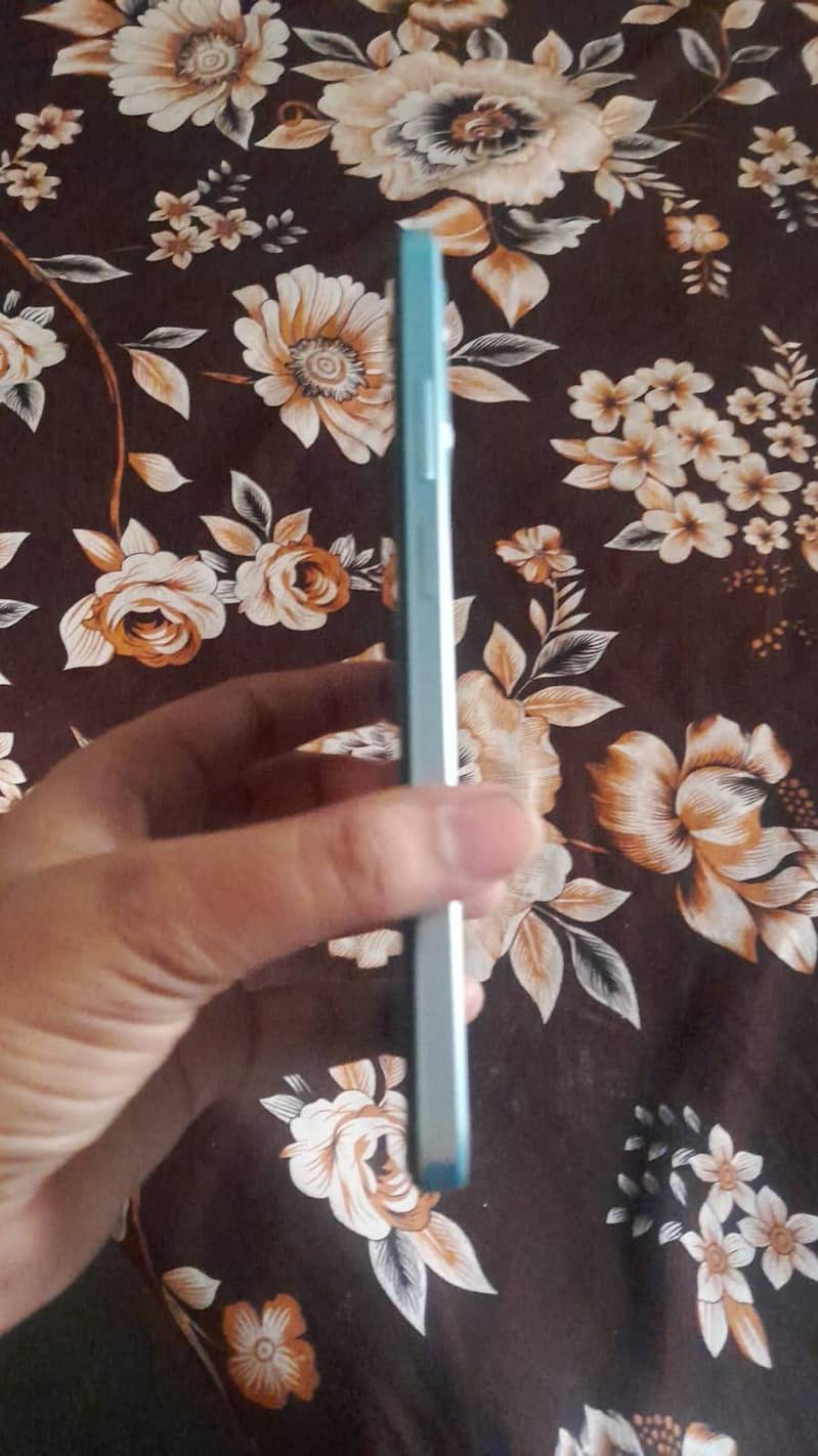 128GB 5