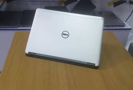 Dell Core i5 4th Generation (Ram 8GB + SSD 128GB) Light Weight Laptop