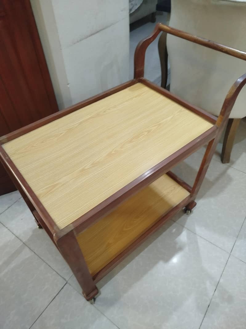 Tea trolley 3