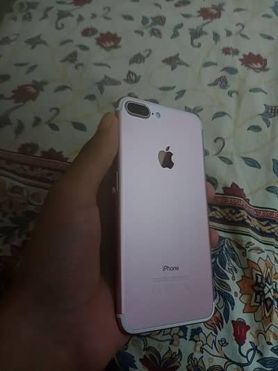 iphone 7 plus PTA approved with box n charger 128 gb
