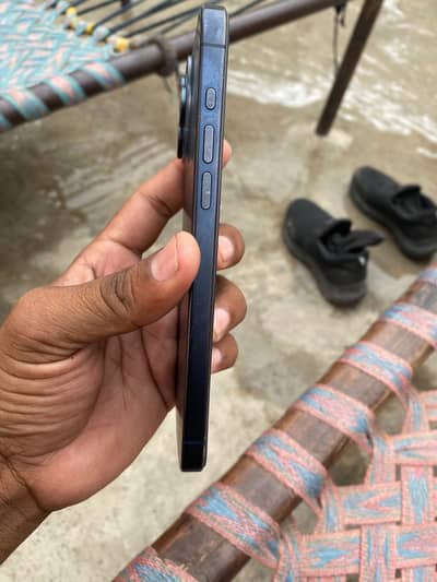 iPhone 15 paro mix
