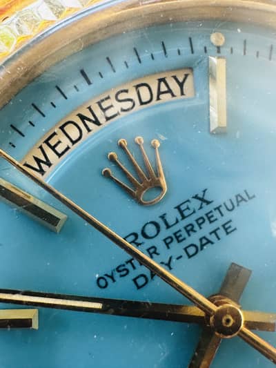 Trusted Watch Buyer Rolex Omega Cartier Patek & Hublot Watches