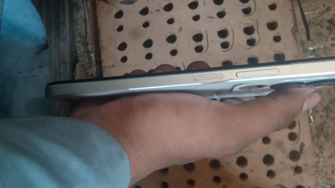 realme 1