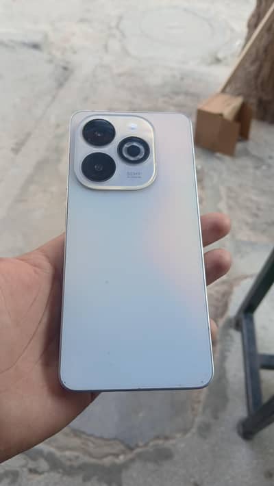 infinix smart 8 pro 4/128 reasonable price