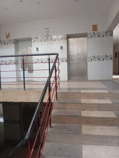2bed lounge flate for sale