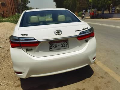 Toyota altis grande 1.8 2020
