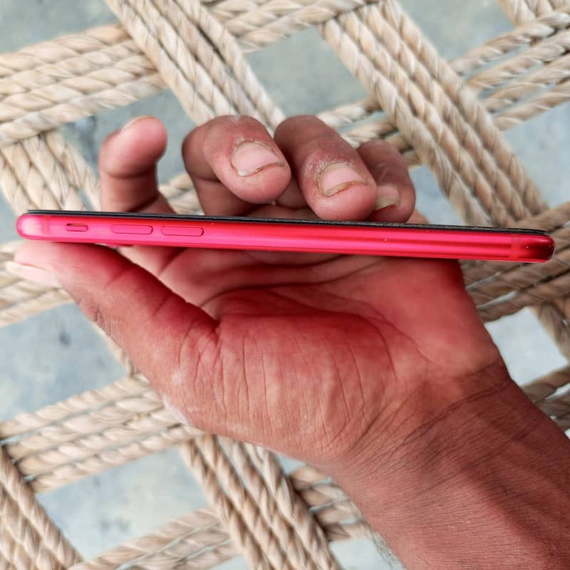 iPhone se2020 5