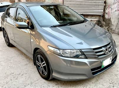 HONDA CITY 2014 in Brand New Condition.