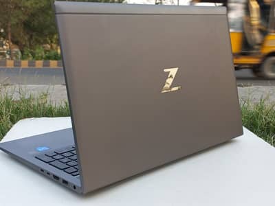 Hp Zbook Firefly G8 Workstation Core i7 11th gen 4gb Nvidia Touch 15.6