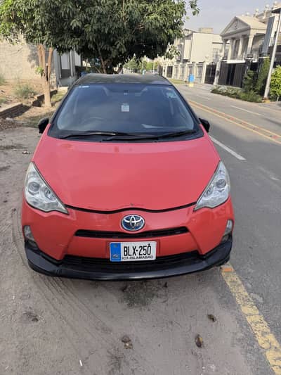 Toyota aqua 2012/16