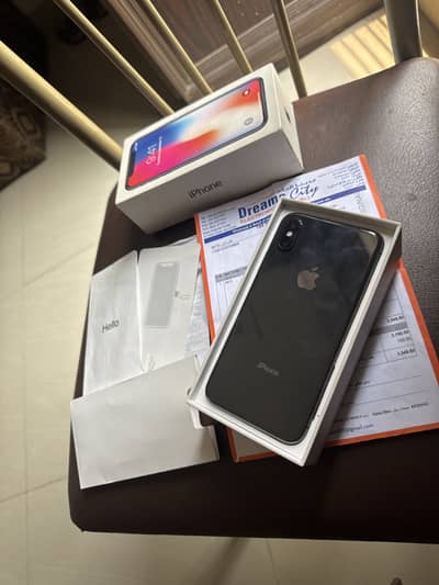 Iphone X 64 gb PTA approved 100 battery health with box