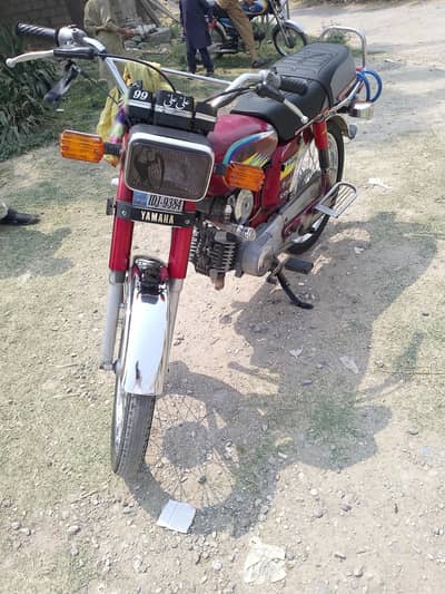Yamaha yb 100 1999 model janwan condition for sale