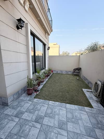 14 Marla Owner built house for sale
