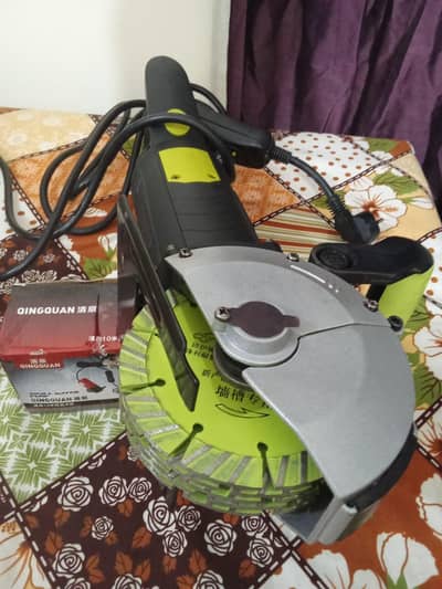 Grinder Machine