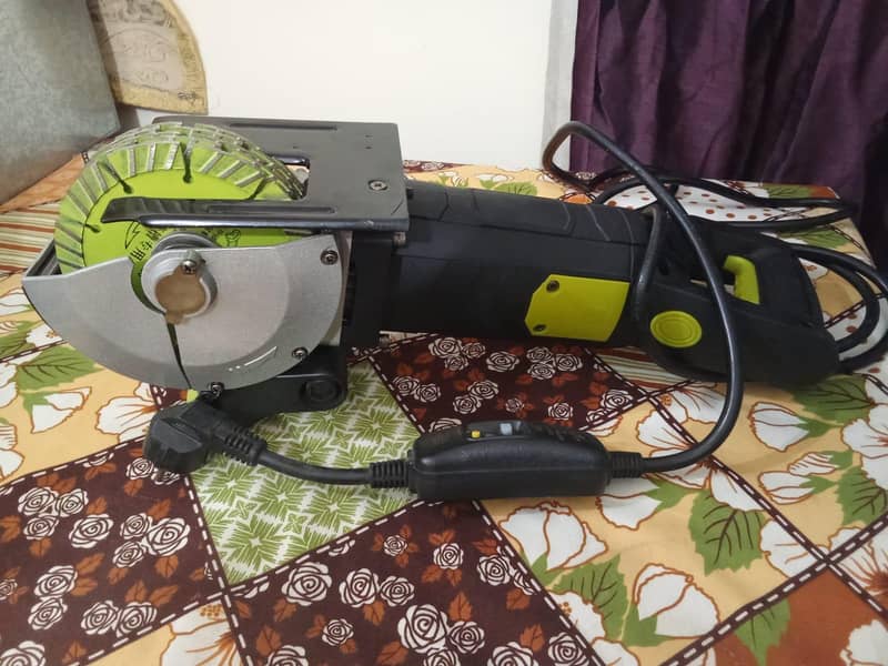 Grinder Machine 9