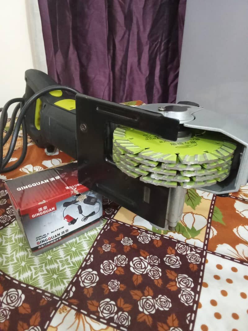 Grinder Machine 12