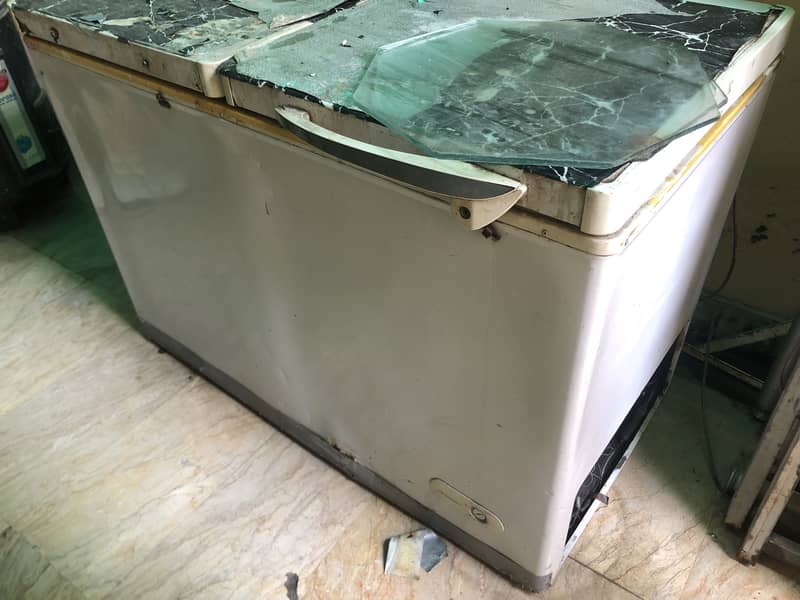 Deep freezer 1