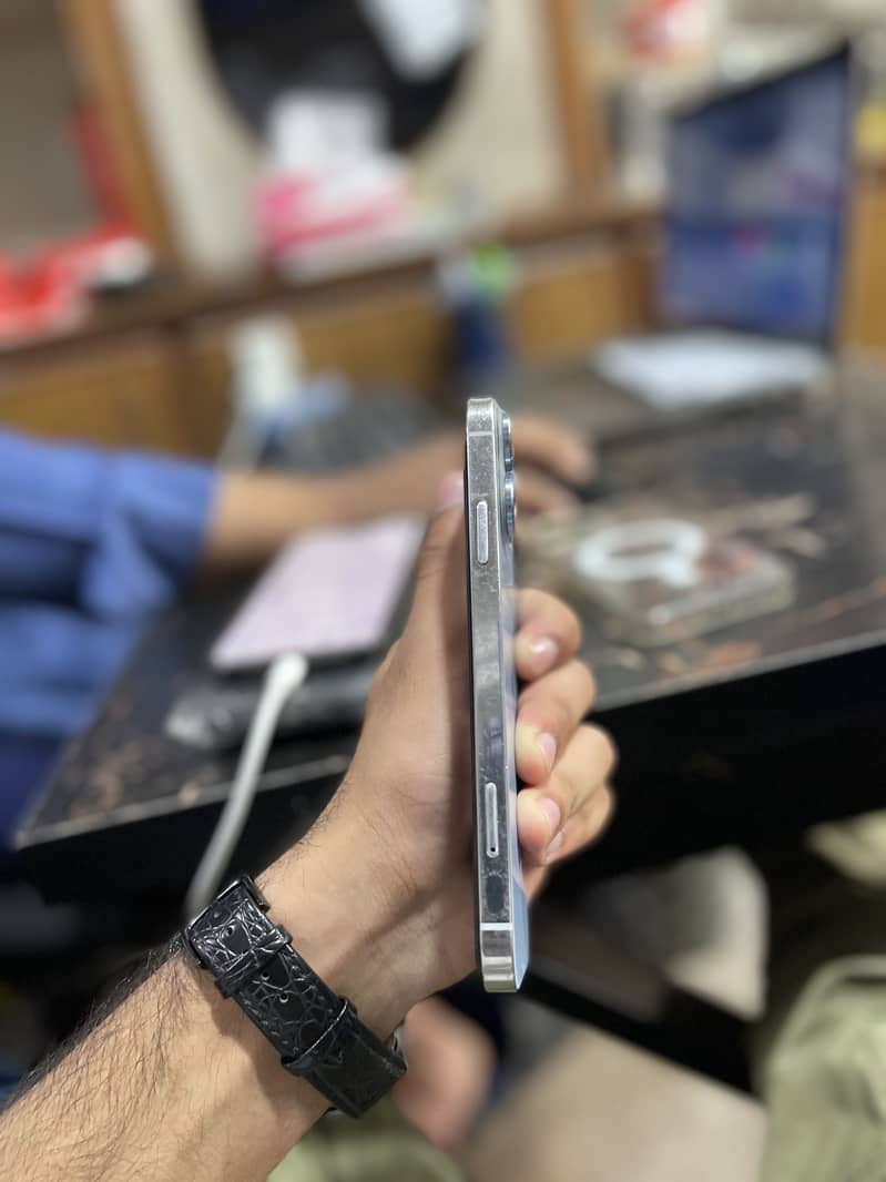 iPhone xr 7