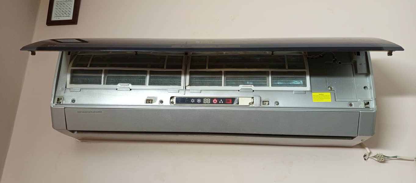 Gree 1 ton Ac split 3