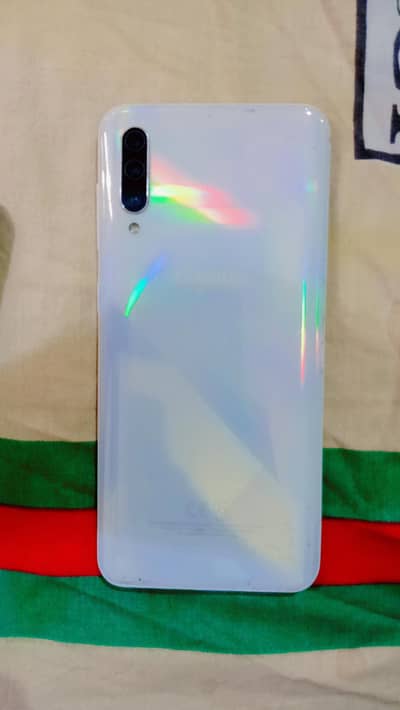 SAMSUNG GALAXY A30s