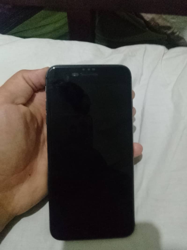 iphon 8 plus 1