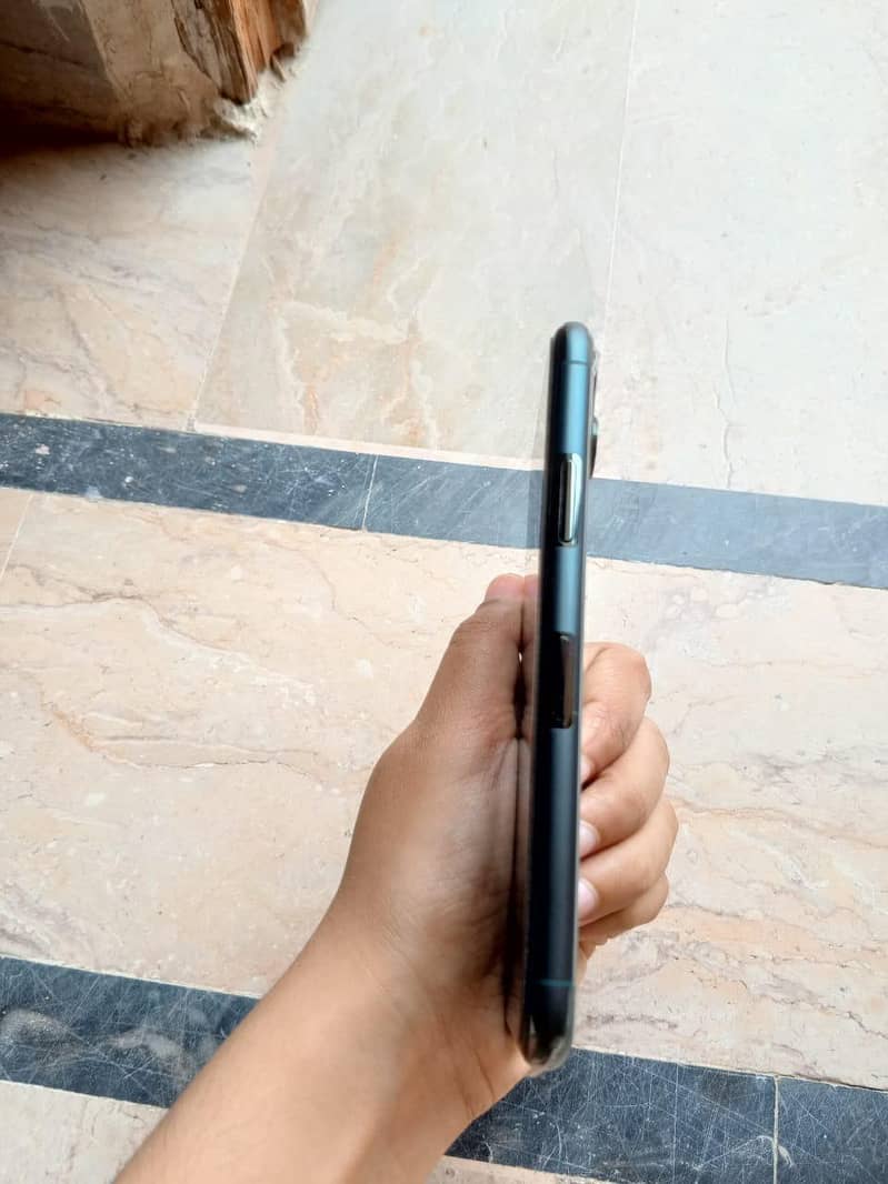 iphone 11 pro 1