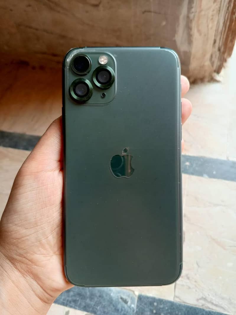 iphone 11 pro 2