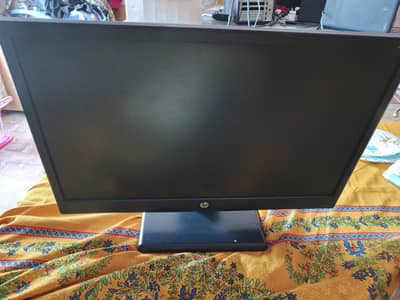 22 Inch LCD Monitor