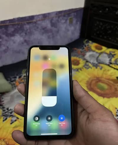 Iphone Xr ha non active 2 months sim time available