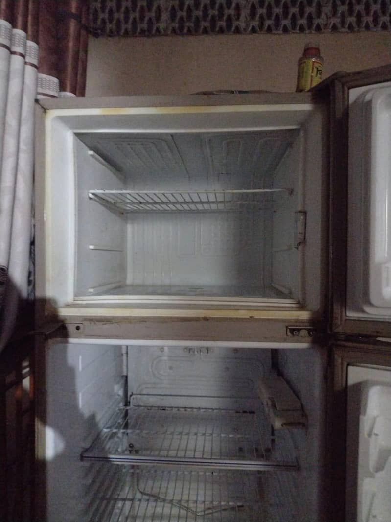 Dawlance Fridge 9