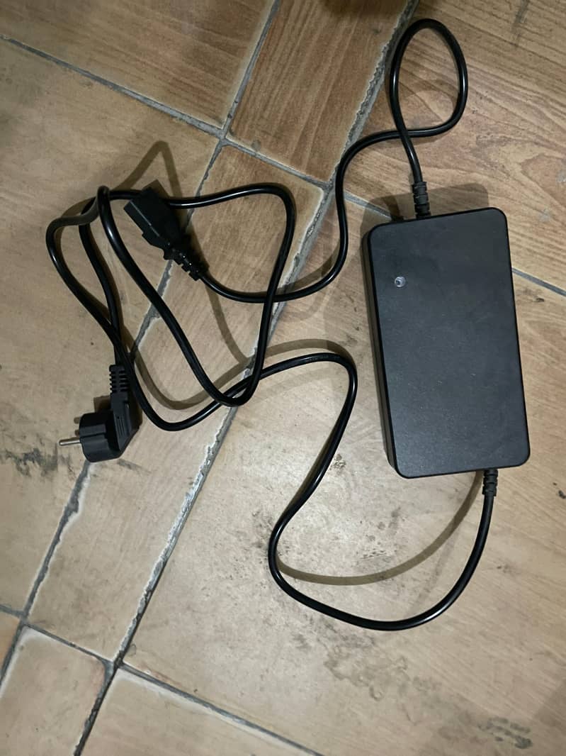Revoo A10 4