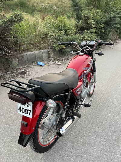 Suzuki gs 150 se 20 model