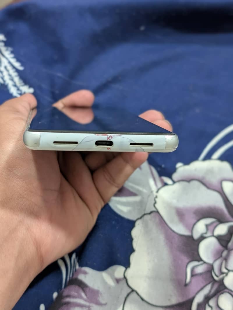 Google Pixel 7 3