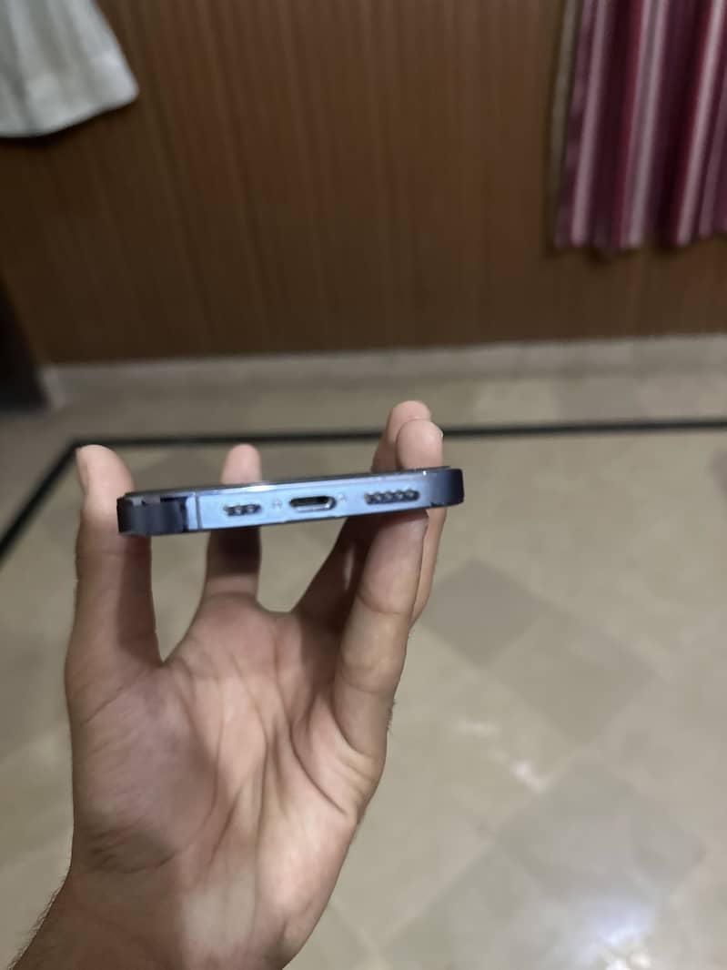Iphone 13 pro 4