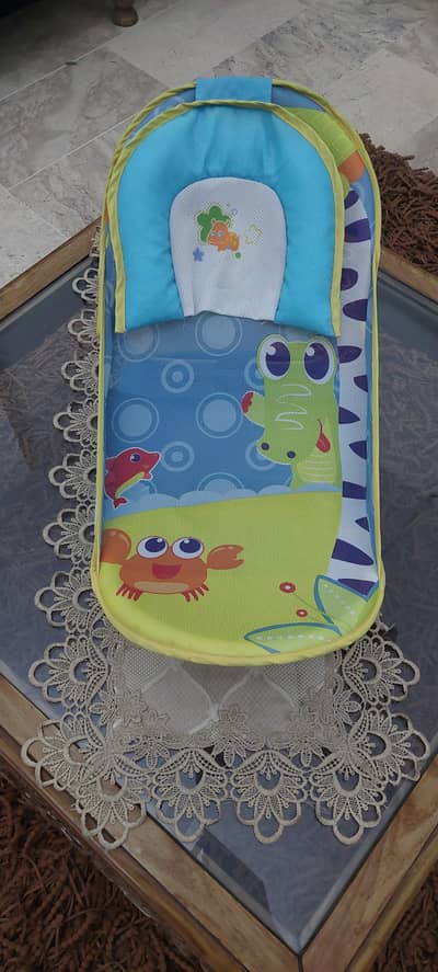 Baby's bath tub slightly used