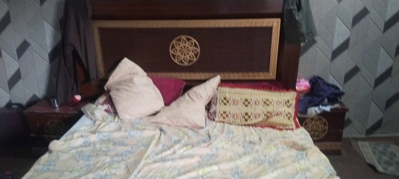 double bed king  size 0